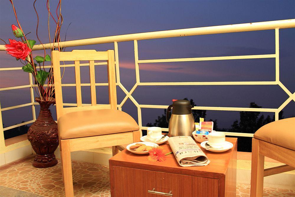 Arra Suites Kempegowda Airport Hotel Bangalore Exteriör bild