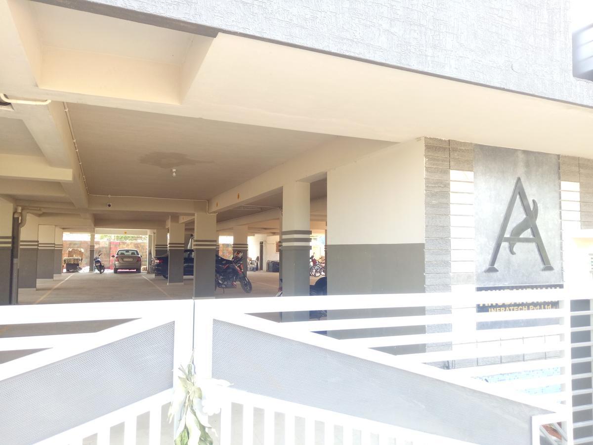 Arra Suites Kempegowda Airport Hotel Bangalore Exteriör bild