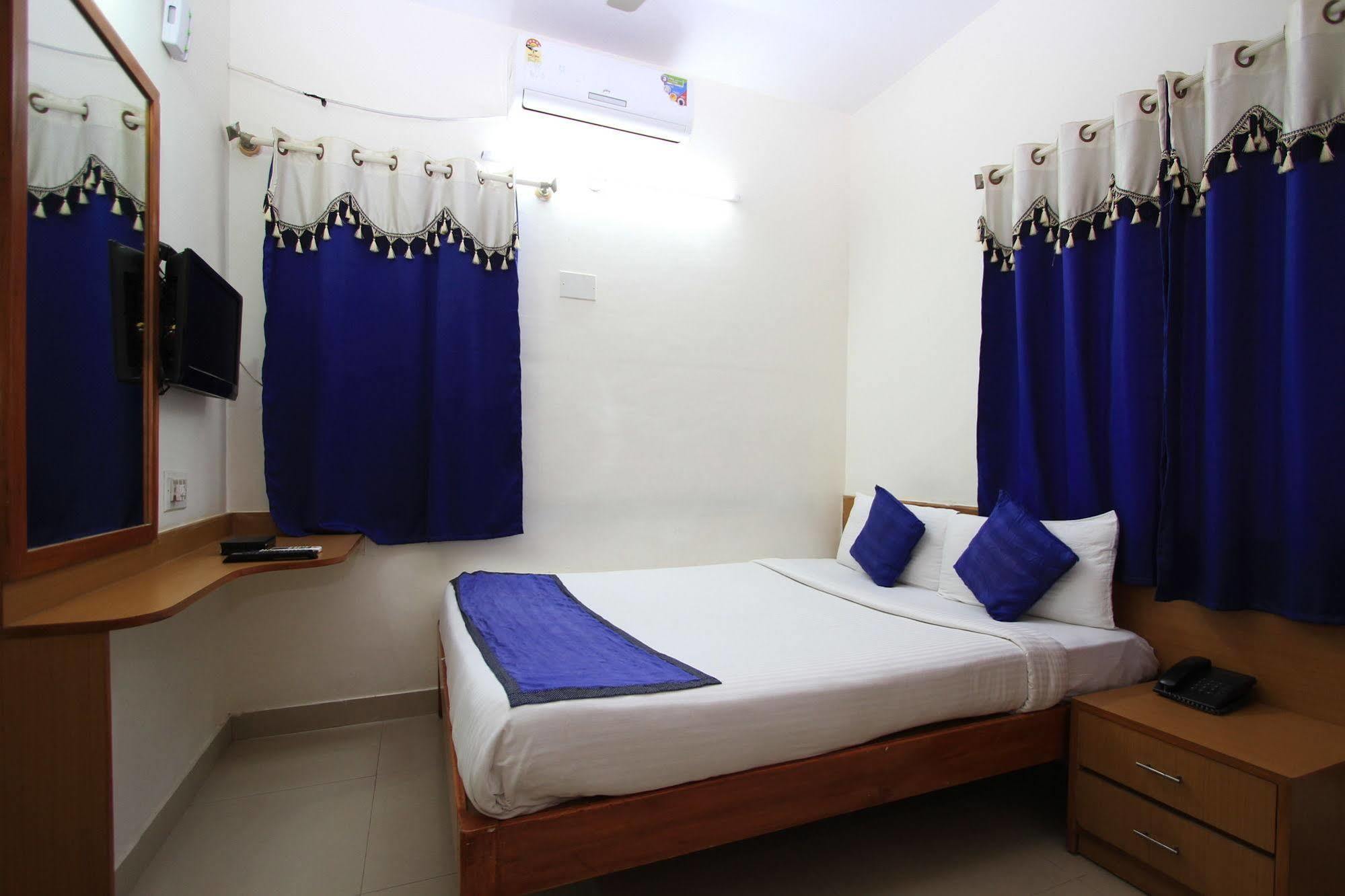 Arra Suites Kempegowda Airport Hotel Bangalore Exteriör bild