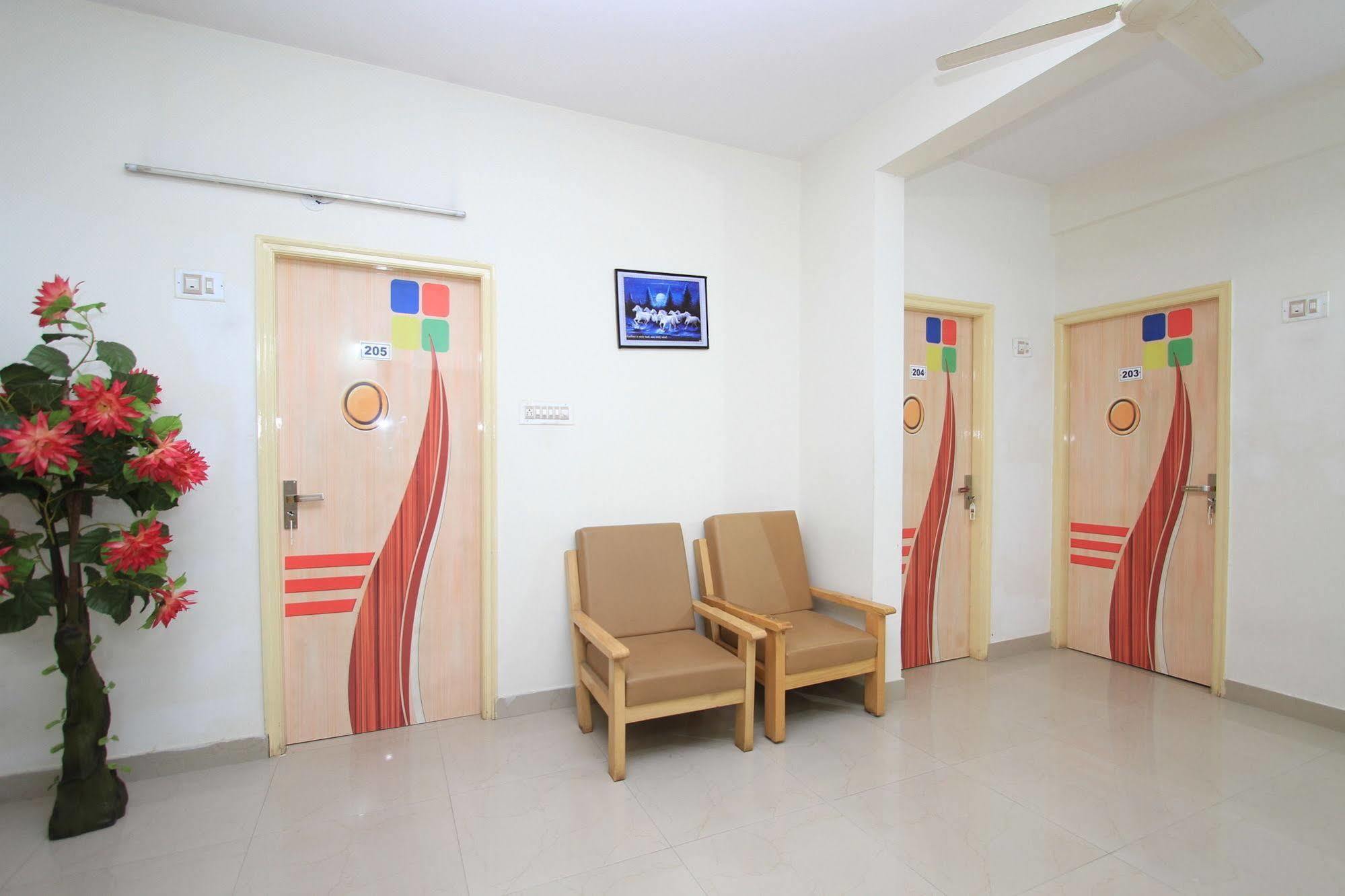 Arra Suites Kempegowda Airport Hotel Bangalore Exteriör bild