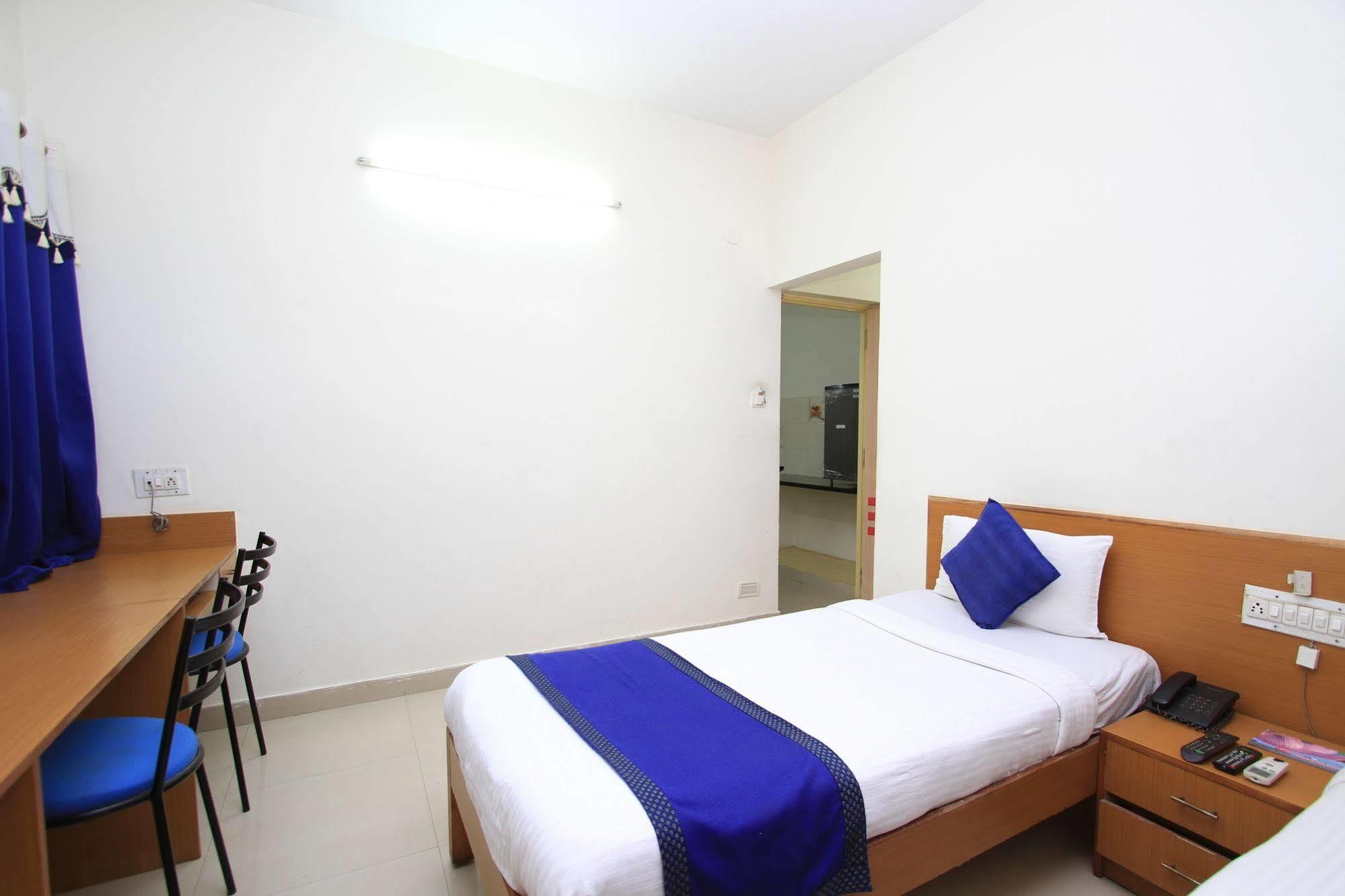 Arra Suites Kempegowda Airport Hotel Bangalore Exteriör bild